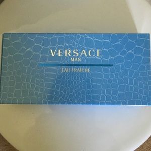 Nib Versace eau fraiche travel size set