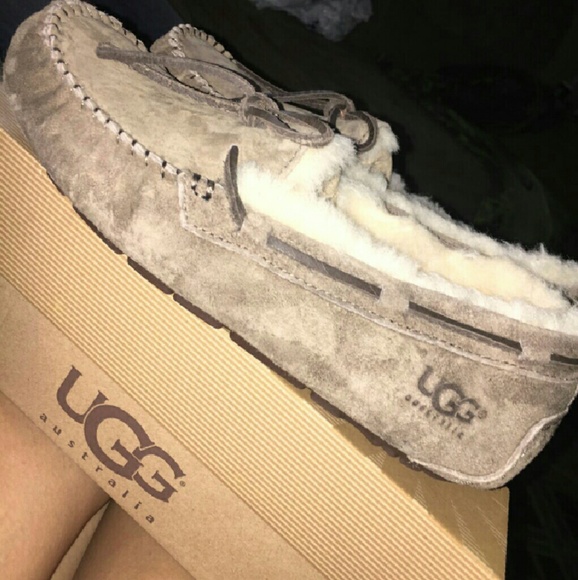 UGG DAKOTA Moccasins light brown