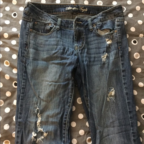 American Eagle favorite boyfriend jeans