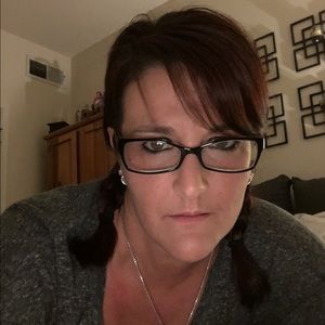 Meet your Posher, Michele