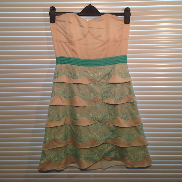 62% OFF Strapless Seaside Minuet Dress 🐠