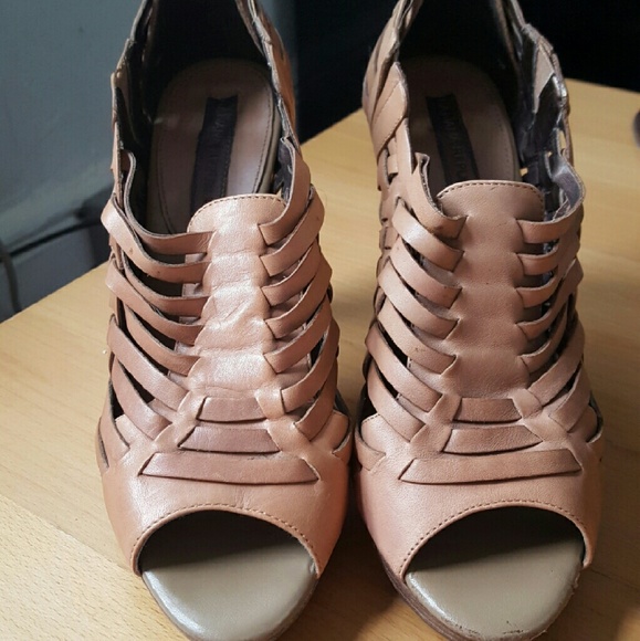 Banana Republic Heels - Picture 1 of 4