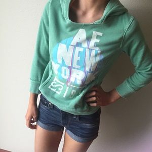 American Eagle Sweatshirt Size XS