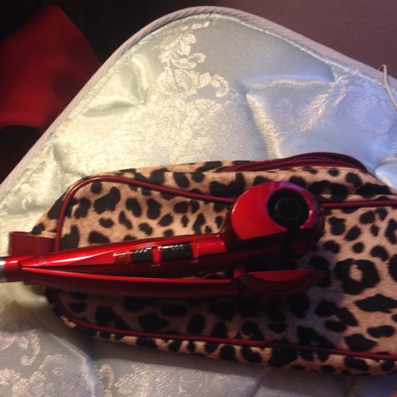 A curling iron!