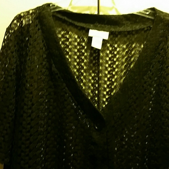 Top - Picture 2 of 2