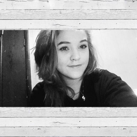 Meet your Posher, Kaytlen - Picture 1 of 1