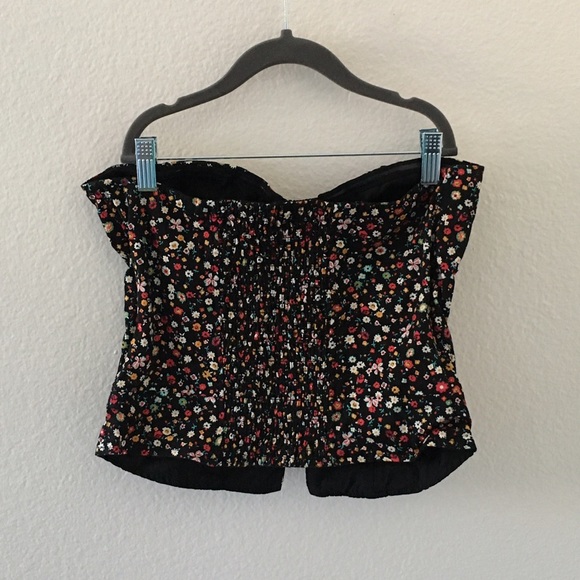 ✨CUTE TUBE TOP✨ - Picture 2 of 3