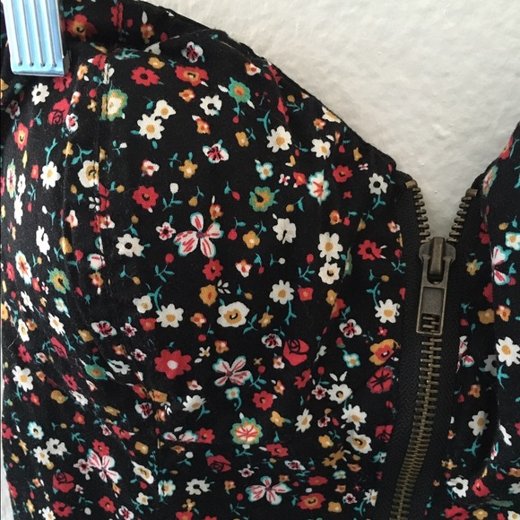 ✨CUTE TUBE TOP✨ - Picture 3 of 3