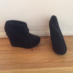 Steve Madden bootie heel