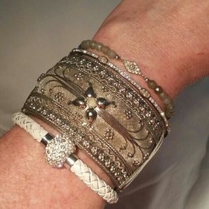 SILVER CUFF