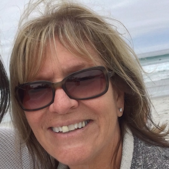 Meet your Posher, Roberta - Picture 1 of 1