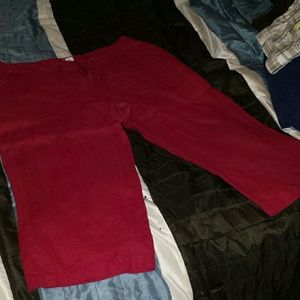 Sz. 16W Red linen capris