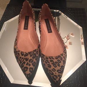 Brand new Steve madden real fur leopard flats