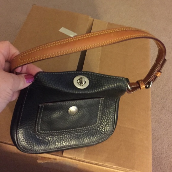 Coach mini purse - Picture 3 of 3