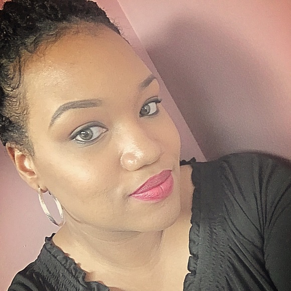 Meet your Posher, Shanta - Picture 1 of 1