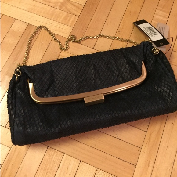 Small clutch
