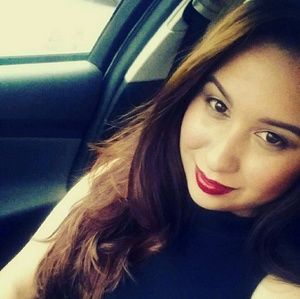 Meet your Posher, Cristina