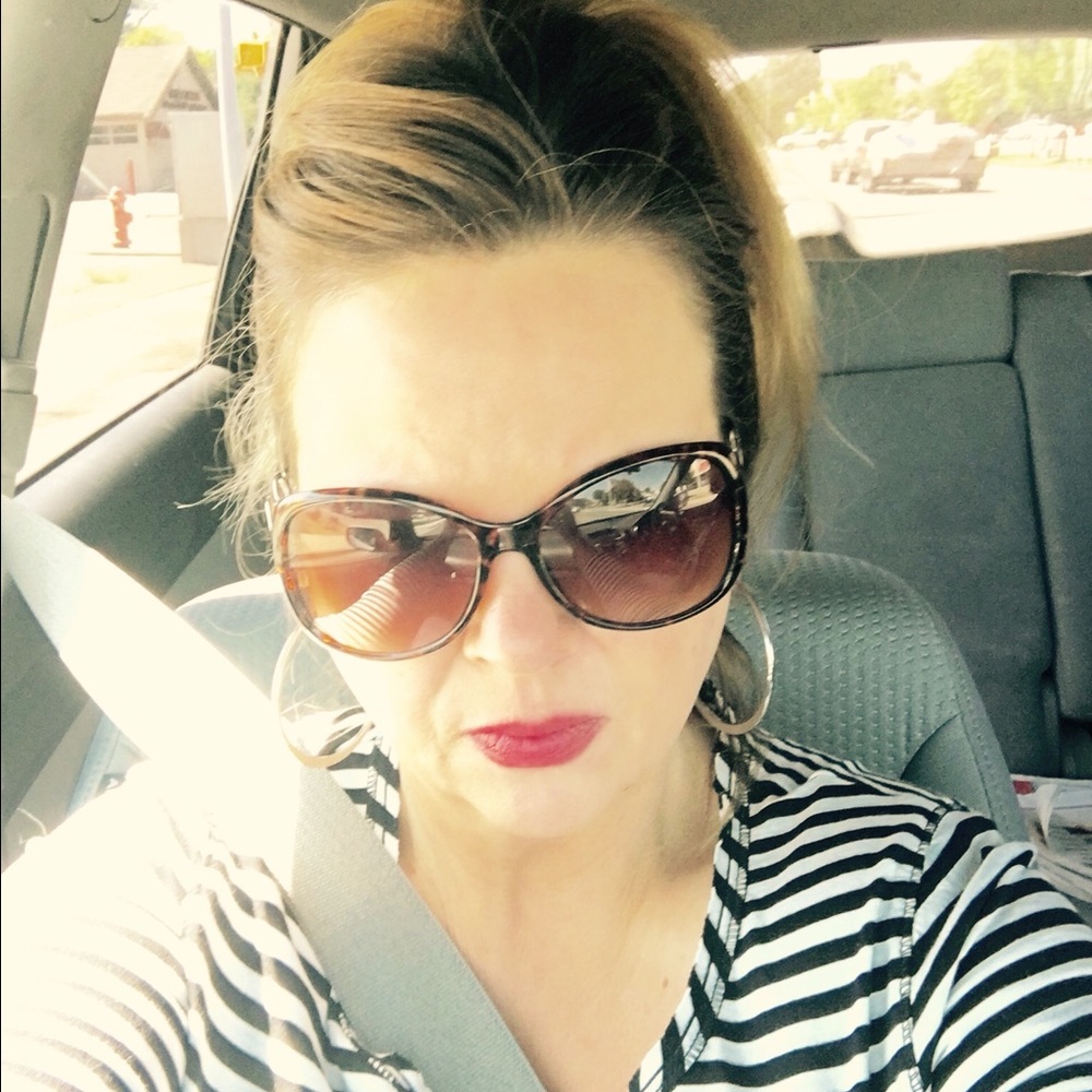 Meet your Posher, Susanna