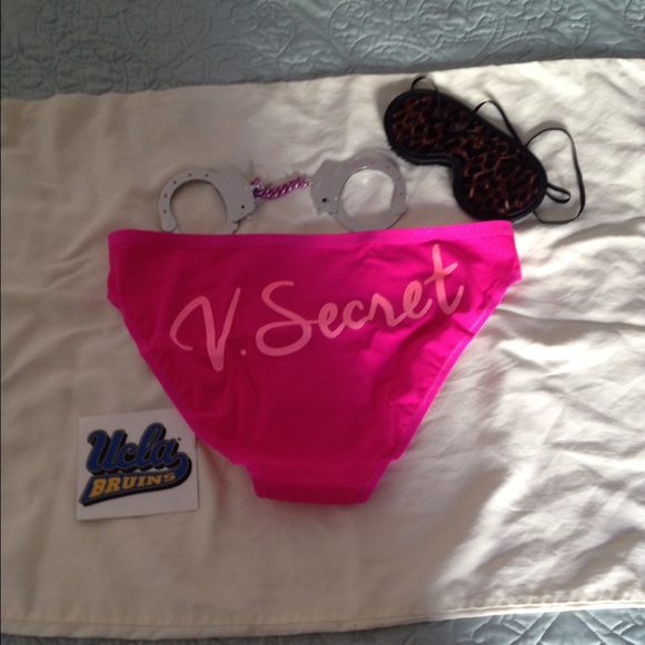 NWT VS Pink Pantie.  Size: L