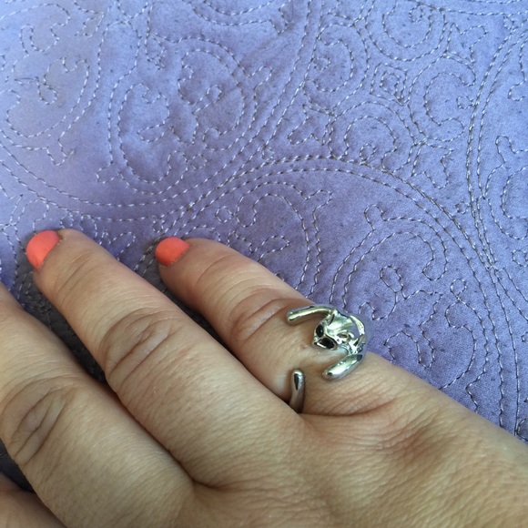 FUN BLINGY RINGS!! - Picture 3 of 4
