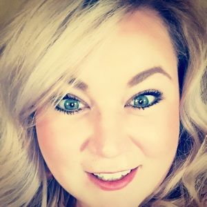 Meet your Posher, Britt