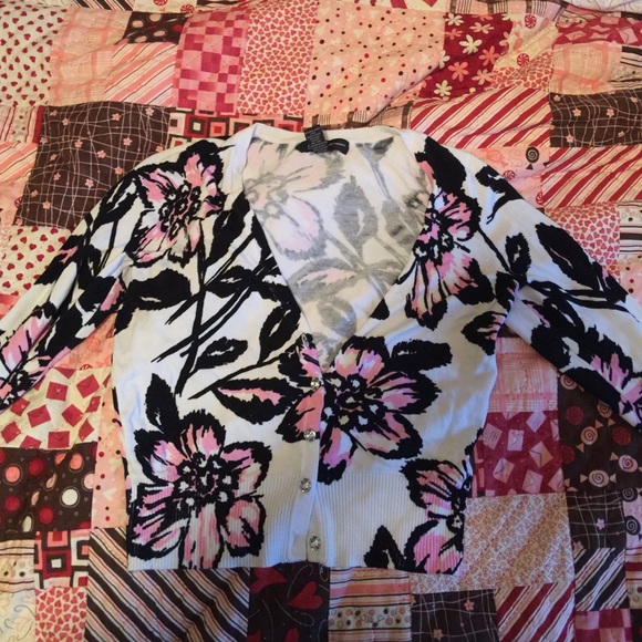 Black and pink INC cardigan.  Sz small.