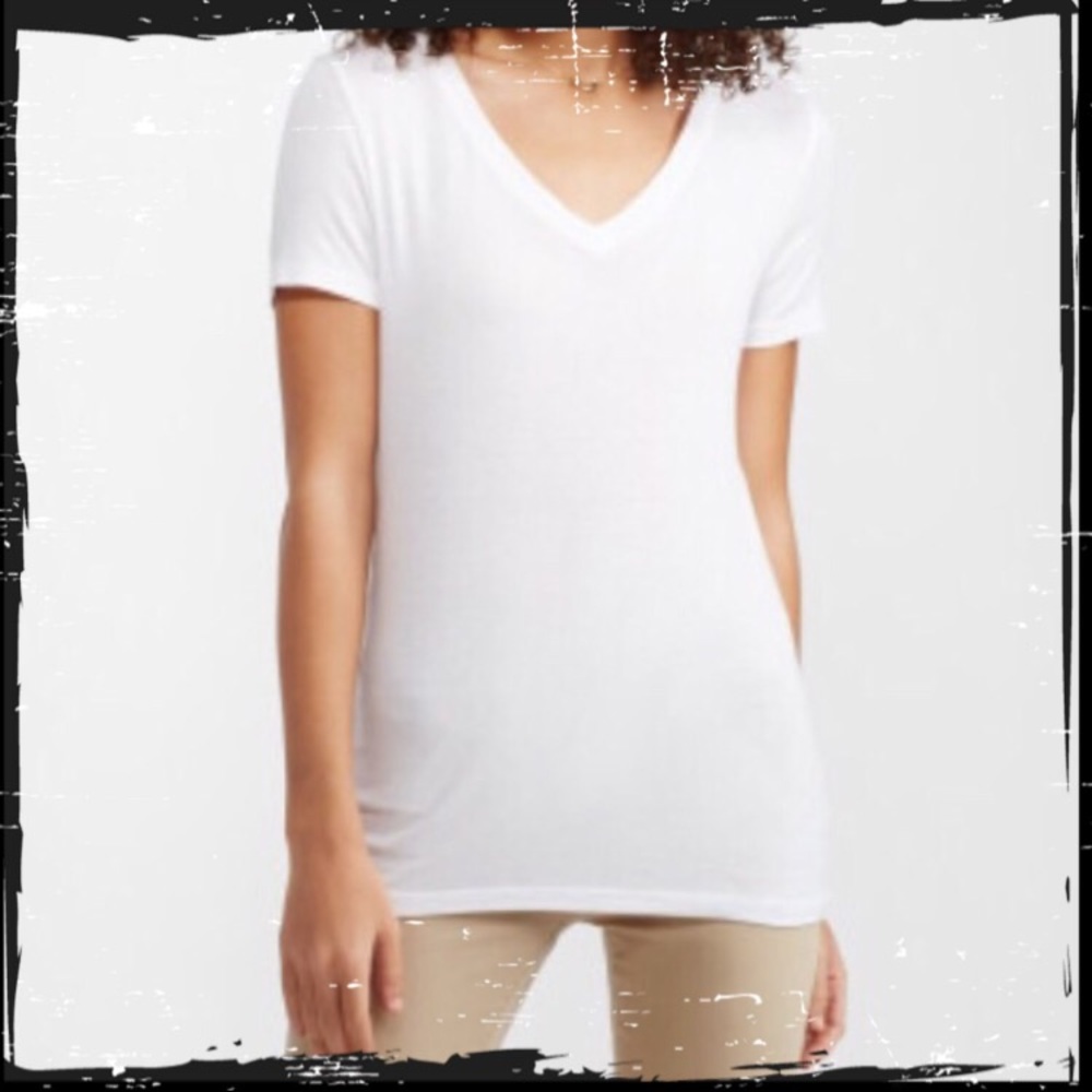 *SOLD* FREE WITH PURCHASE - Aeropostale Tee Shirt