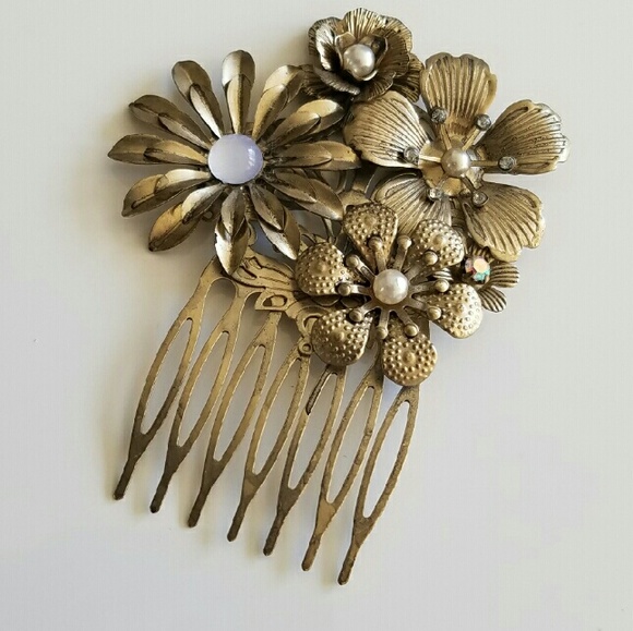 Floral hair pin