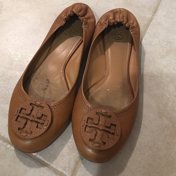 Carmel Tory burch Reva size 10 SOLD IN BUNDLE