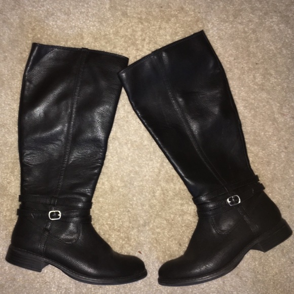 black high boots, slight heel