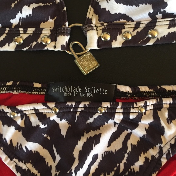 Zebra black white studded ring bikini halter top L - Picture 2 of 4