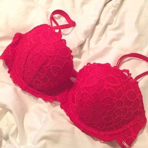 Gorgeous Red Date Push Up Bra NWT