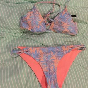 BIKINI TOP FROM PACSUN