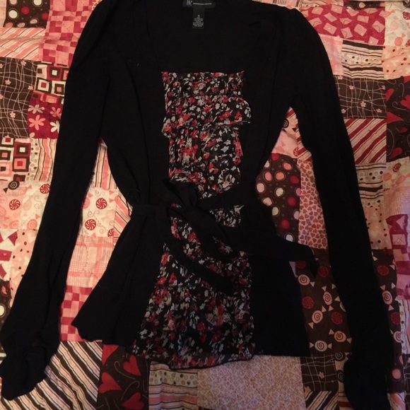 One piece sweater.  Sz Small.