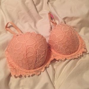 Gorgeous Pink Date Push Up Bra NWT