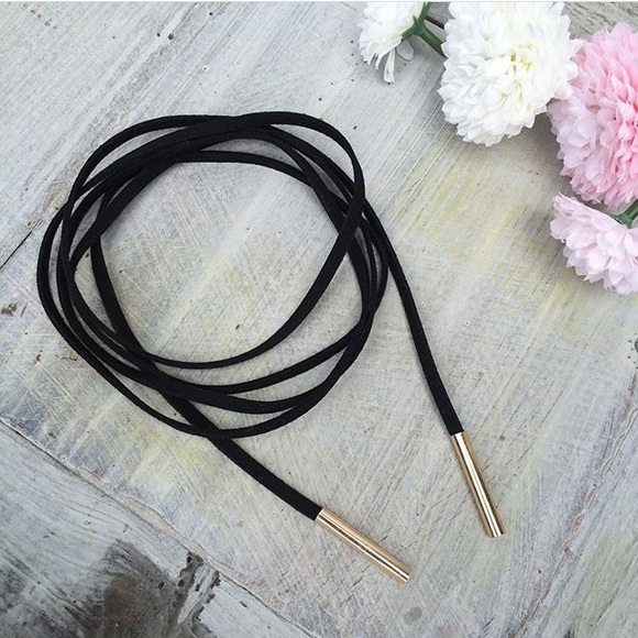 Faux suede choker necklace- black - Picture 4 of 4