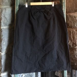 Black Skirt w/ Front Bow SzXL