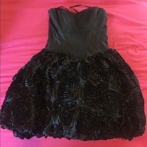 Betsey Johnson prom dress