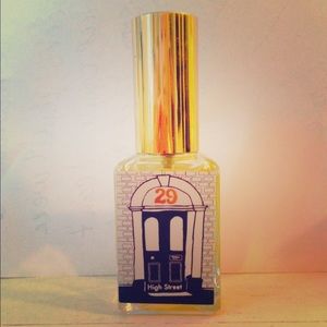 LUSH Perfume - 29 High Street