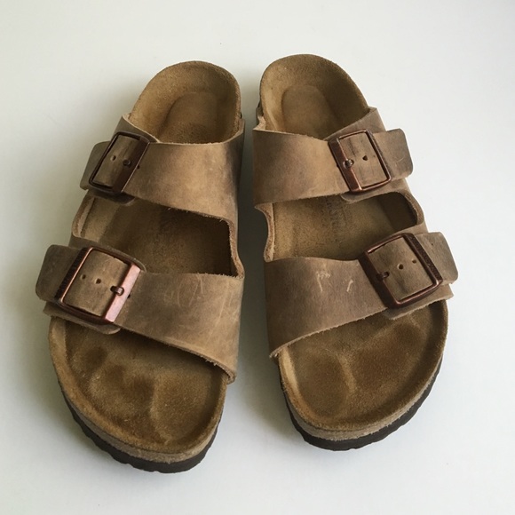 Birkenstock Shoes - Matte brown Arizona Birkenstock sandals
