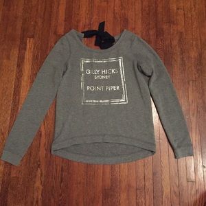 Super cute sweatshirt with and open back!