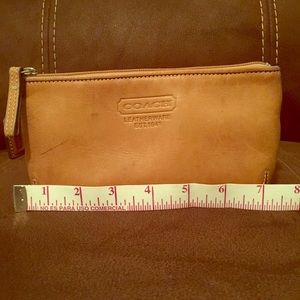 Coach - Authentic makeup Bag