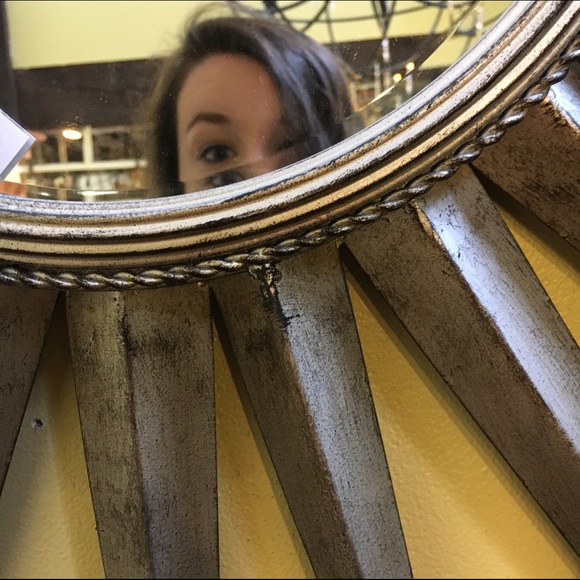 Meet your Posher, Anna - Picture 1 of 1