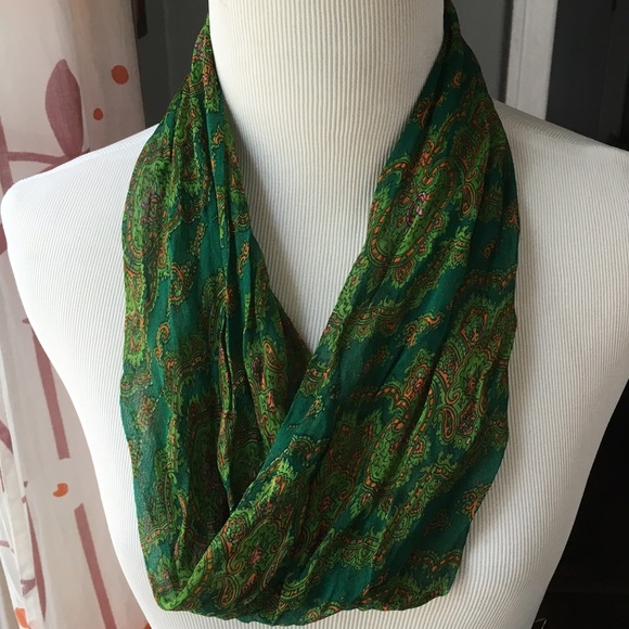 Baar & Beard green vintage scarf