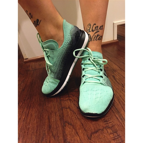 Brand new under Armour sling shot running shoe