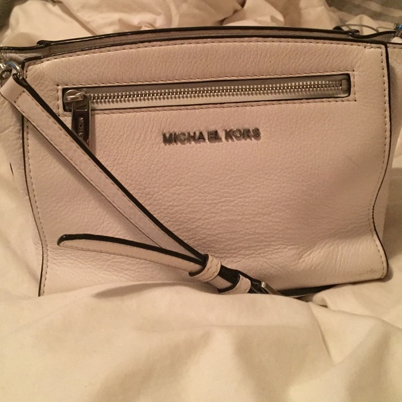 Michael Kors Sophie Crossbody Bag White