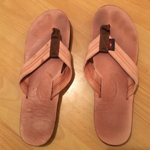 Size Large Pink Rainbows