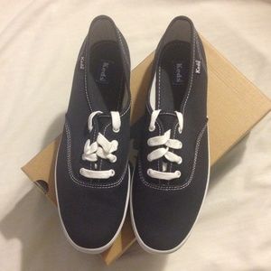 Keds Champion- Canvas in navy US W sz9
