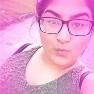 Meet your Posher, Karla