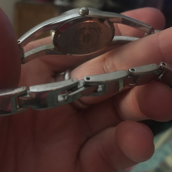 Watch - Picture 2 of 4